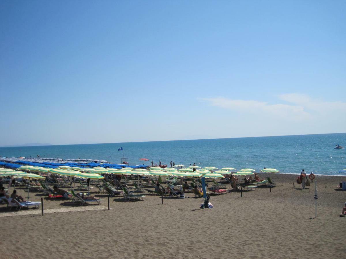 Villaedi Marina Di Bibbona Exteriör bild
